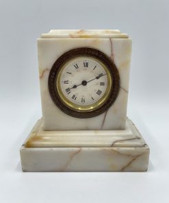 Horloge pendule ancienne en marbre blanc